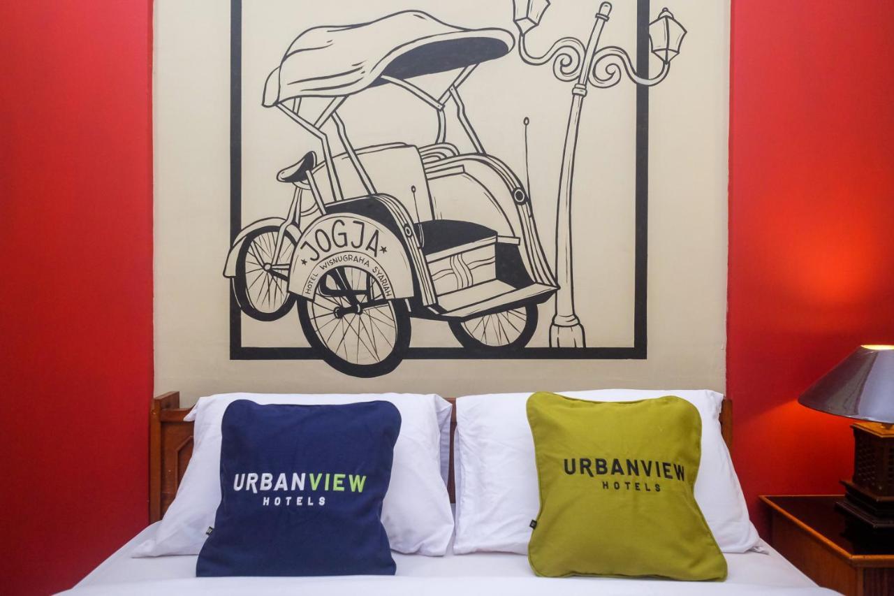 Urbanview Hotel Syariah Wisnugraha By Reddoorz ジョグジャカルタ エクステリア 写真